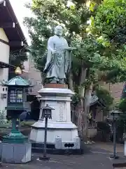 本久寺の像