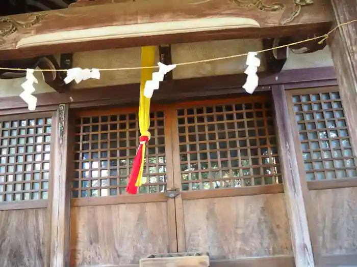 湯殿神社の本殿