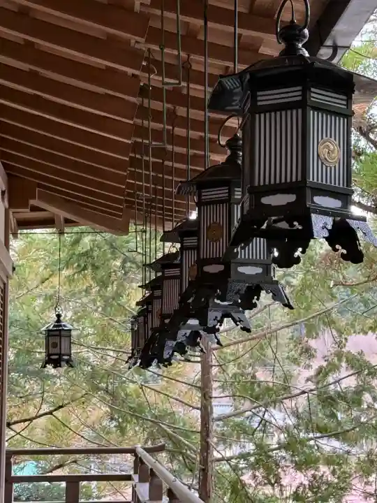 天河大辨財天社の{uncategorized: "未分類", other: "その他", undefined: "問題あり", building: "その他建物", grave: "お墓", sacred_gate: "鳥居", guardian: "狛犬", statue: "像", buddha: "仏像", history: "歴史", nature: "自然", garden: "庭園", animal: "動物", pagoda: "塔", temizu: "手水舎", mountain_gate: "山門・神門", sanctuary: "本殿・本堂", subordinate: "末社・摂社", art: "芸術", scenery: "景色", jizo: "地蔵", ema: "絵馬", goshuin: "御朱印", omikuji: "おみくじ", items: "授与品その他", amulet: "お守り", goshuincho: "御朱印帳", eats: "食事", festival: "お祭り", votive_dance: "神楽", shichigosan: "七五三参", wedding: "結婚式", experience: "体験その他", initially: "初詣", around: "周辺", anti_infection: "感染症対策"}