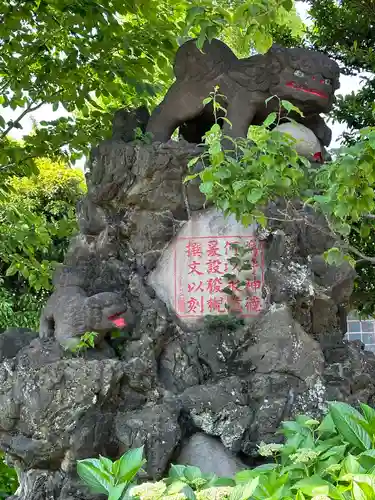 吾妻神社の狛犬