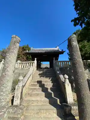 石高神社の山門・神門