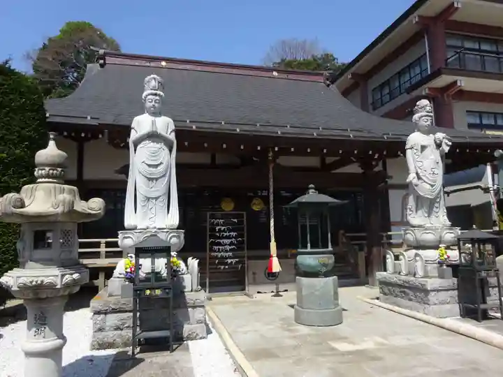 無量寺の本殿・本堂