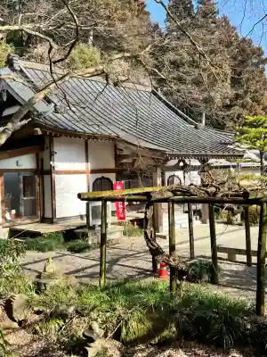 泉福寺の{uncategorized: "未分類", other: "その他", undefined: "問題あり", building: "その他建物", grave: "お墓", sacred_gate: "鳥居", guardian: "狛犬", statue: "像", buddha: "仏像", history: "歴史", nature: "自然", garden: "庭園", animal: "動物", pagoda: "塔", temizu: "手水舎", mountain_gate: "山門・神門", sanctuary: "本殿・本堂", subordinate: "末社・摂社", art: "芸術", scenery: "景色", jizo: "地蔵", ema: "絵馬", goshuin: "御朱印", omikuji: "おみくじ", items: "授与品その他", amulet: "お守り", goshuincho: "御朱印帳", eats: "食事", festival: "お祭り", votive_dance: "神楽", shichigosan: "七五三参", wedding: "結婚式", experience: "体験その他", initially: "初詣", around: "周辺", anti_infection: "感染症対策"}