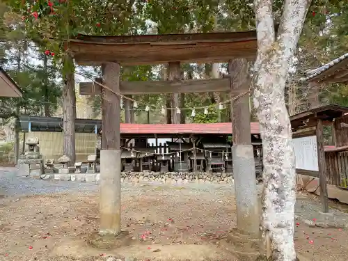 野巻椋神社の鳥居