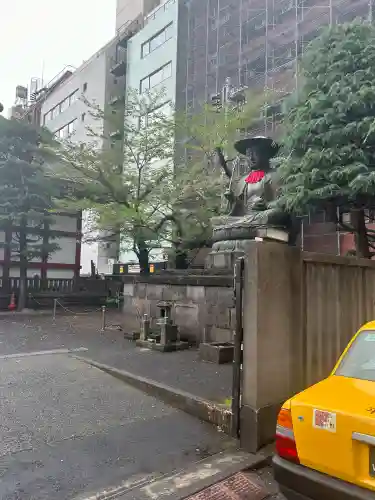 太宗寺の{uncategorized: "未分類", other: "その他", undefined: "問題あり", building: "その他建物", grave: "お墓", sacred_gate: "鳥居", guardian: "狛犬", statue: "像", buddha: "仏像", history: "歴史", nature: "自然", garden: "庭園", animal: "動物", pagoda: "塔", temizu: "手水舎", mountain_gate: "山門・神門", sanctuary: "本殿・本堂", subordinate: "末社・摂社", art: "芸術", scenery: "景色", jizo: "地蔵", ema: "絵馬", goshuin: "御朱印", omikuji: "おみくじ", items: "授与品その他", amulet: "お守り", goshuincho: "御朱印帳", eats: "食事", festival: "お祭り", votive_dance: "神楽", shichigosan: "七五三参", wedding: "結婚式", experience: "体験その他", initially: "初詣", around: "周辺", anti_infection: "感染症対策"}