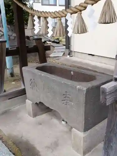 彦江神社の手水舎