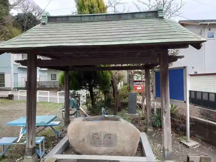 近殿神社の手水舎