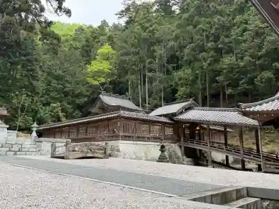安志加茂神社の{uncategorized: "未分類", other: "その他", undefined: "問題あり", building: "その他建物", grave: "お墓", sacred_gate: "鳥居", guardian: "狛犬", statue: "像", buddha: "仏像", history: "歴史", nature: "自然", garden: "庭園", animal: "動物", pagoda: "塔", temizu: "手水舎", mountain_gate: "山門・神門", sanctuary: "本殿・本堂", subordinate: "末社・摂社", art: "芸術", scenery: "景色", jizo: "地蔵", ema: "絵馬", goshuin: "御朱印", omikuji: "おみくじ", items: "授与品その他", amulet: "お守り", goshuincho: "御朱印帳", eats: "食事", festival: "お祭り", votive_dance: "神楽", shichigosan: "七五三参", wedding: "結婚式", experience: "体験その他", initially: "初詣", around: "周辺", anti_infection: "感染症対策"}
