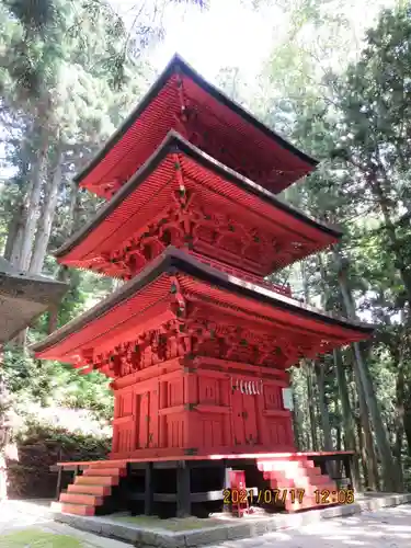 木幡山隠津島神社(二本松市)の塔