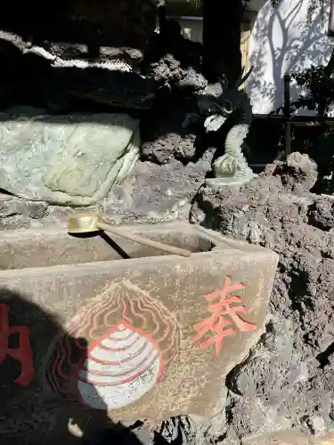 於玉稲荷神社の{uncategorized: "未分類", other: "その他", undefined: "問題あり", building: "その他建物", grave: "お墓", sacred_gate: "鳥居", guardian: "狛犬", statue: "像", buddha: "仏像", history: "歴史", nature: "自然", garden: "庭園", animal: "動物", pagoda: "塔", temizu: "手水舎", mountain_gate: "山門・神門", sanctuary: "本殿・本堂", subordinate: "末社・摂社", art: "芸術", scenery: "景色", jizo: "地蔵", ema: "絵馬", goshuin: "御朱印", omikuji: "おみくじ", items: "授与品その他", amulet: "お守り", goshuincho: "御朱印帳", eats: "食事", festival: "お祭り", votive_dance: "神楽", shichigosan: "七五三参", wedding: "結婚式", experience: "体験その他", initially: "初詣", around: "周辺", anti_infection: "感染症対策"}