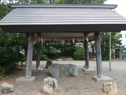 下川神社の手水