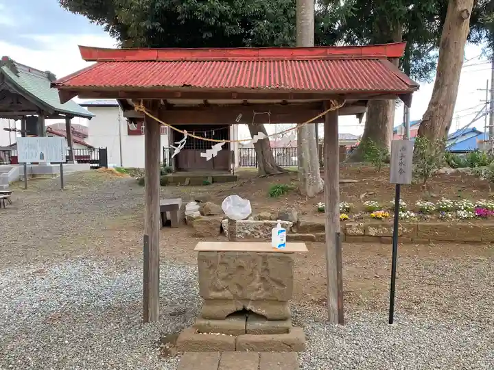 髙部屋神社の手水舎