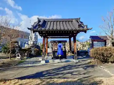 東勝寺の手水舎