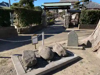 神明神社の山門・神門
