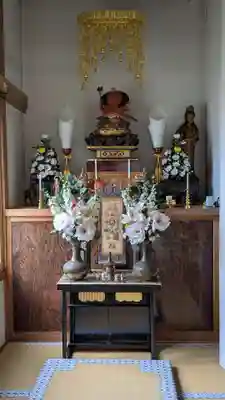 教信寺の本殿・本堂