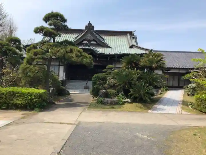浄泉寺の本殿・本堂