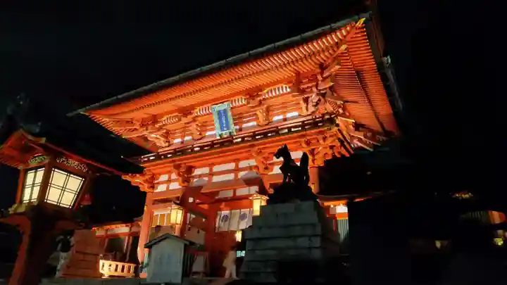 伏見稲荷大社(京都府)