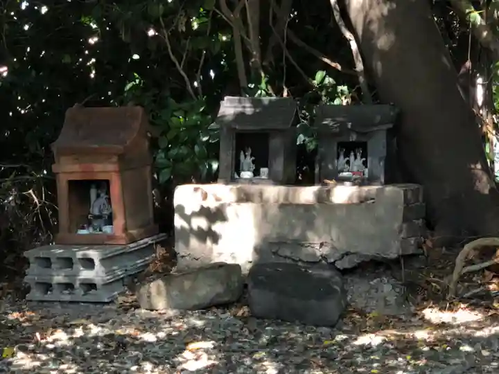 御厨神社の末社・摂社