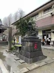 若宮八幡宮 の狛犬