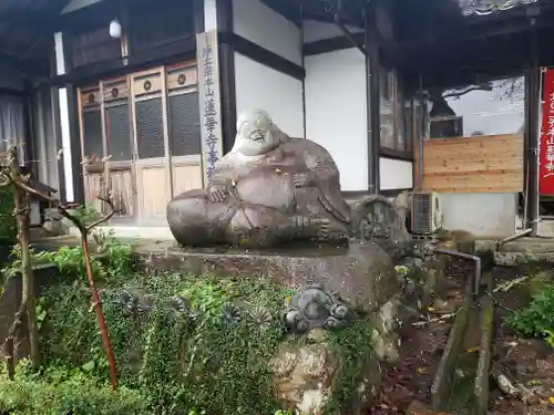 蓮華寺の像