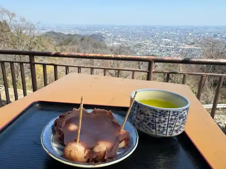 太平山神社の{uncategorized: "未分類", other: "その他", undefined: "問題あり", building: "その他建物", grave: "お墓", sacred_gate: "鳥居", guardian: "狛犬", statue: "像", buddha: "仏像", history: "歴史", nature: "自然", garden: "庭園", animal: "動物", pagoda: "塔", temizu: "手水舎", mountain_gate: "山門・神門", sanctuary: "本殿・本堂", subordinate: "末社・摂社", art: "芸術", scenery: "景色", jizo: "地蔵", ema: "絵馬", goshuin: "御朱印", omikuji: "おみくじ", items: "授与品その他", amulet: "お守り", goshuincho: "御朱印帳", eats: "食事", festival: "お祭り", votive_dance: "神楽", shichigosan: "七五三参", wedding: "結婚式", experience: "体験その他", initially: "初詣", around: "周辺", anti_infection: "感染症対策"}