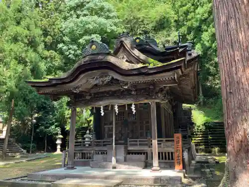 岡太神社・大瀧神社の本殿