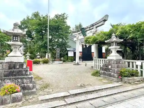 在士八幡神社(滋賀県)