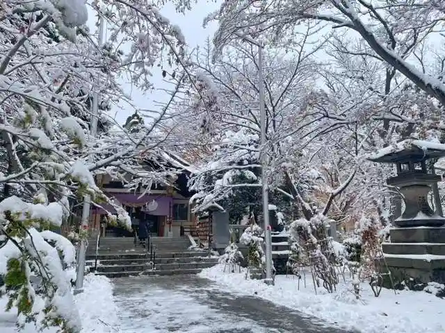 彌彦神社 (伊夜日子神社)の本殿・本堂