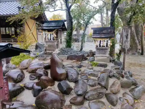 河原神社の末社