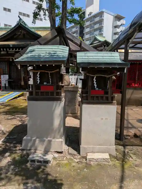 柳原天神社の{uncategorized: "未分類", other: "その他", undefined: "問題あり", building: "その他建物", grave: "お墓", sacred_gate: "鳥居", guardian: "狛犬", statue: "像", buddha: "仏像", history: "歴史", nature: "自然", garden: "庭園", animal: "動物", pagoda: "塔", temizu: "手水舎", mountain_gate: "山門・神門", sanctuary: "本殿・本堂", subordinate: "末社・摂社", art: "芸術", scenery: "景色", jizo: "地蔵", ema: "絵馬", goshuin: "御朱印", omikuji: "おみくじ", items: "授与品その他", amulet: "お守り", goshuincho: "御朱印帳", eats: "食事", festival: "お祭り", votive_dance: "神楽", shichigosan: "七五三参", wedding: "結婚式", experience: "体験その他", initially: "初詣", around: "周辺", anti_infection: "感染症対策"}
