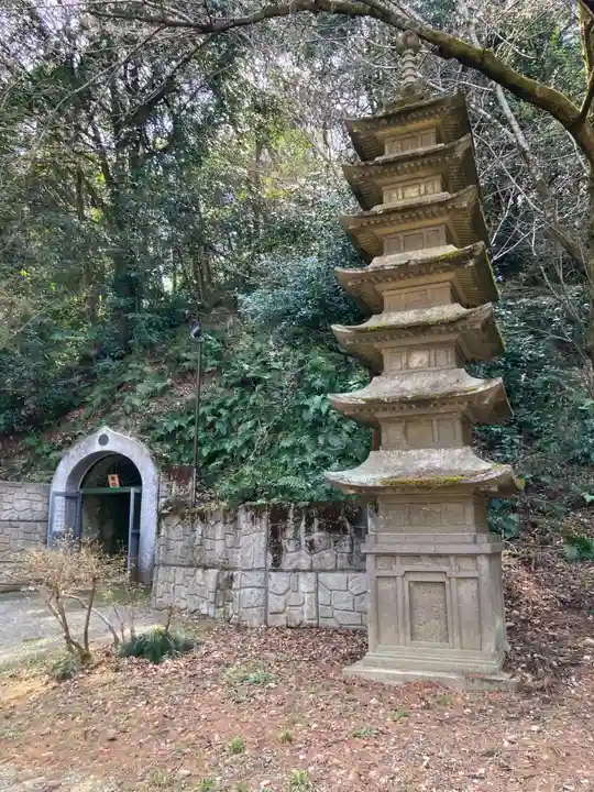 洞窟観音・徳明園・山徳記念館(群馬県)