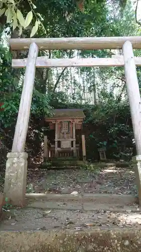 八劔神社若宮御社の鳥居