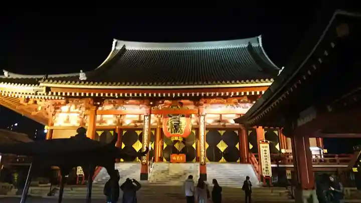 浅草寺の本殿・本堂