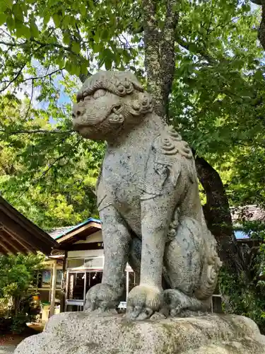 楢葉八幡神社の狛犬