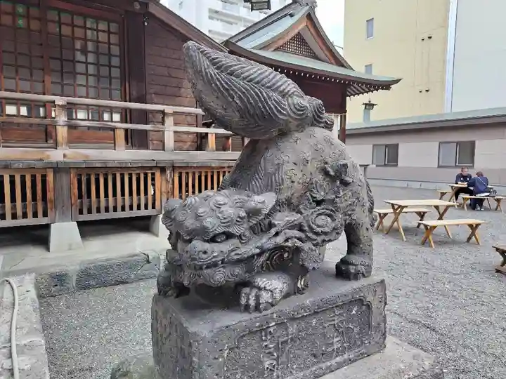 北海道神宮頓宮の狛犬