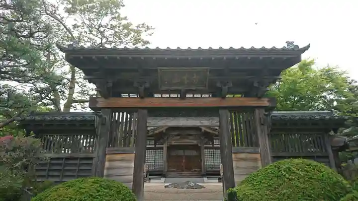 龍華院の山門・神門
