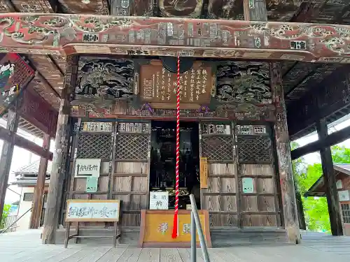 定林寺の本殿・本堂