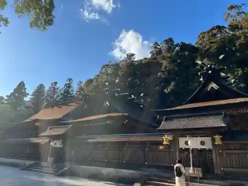 熊野本宮大社の{uncategorized: "未分類", other: "その他", undefined: "問題あり", building: "その他建物", grave: "お墓", sacred_gate: "鳥居", guardian: "狛犬", statue: "像", buddha: "仏像", history: "歴史", nature: "自然", garden: "庭園", animal: "動物", pagoda: "塔", temizu: "手水舎", mountain_gate: "山門・神門", sanctuary: "本殿・本堂", subordinate: "末社・摂社", art: "芸術", scenery: "景色", jizo: "地蔵", ema: "絵馬", goshuin: "御朱印", omikuji: "おみくじ", items: "授与品その他", amulet: "お守り", goshuincho: "御朱印帳", eats: "食事", festival: "お祭り", votive_dance: "神楽", shichigosan: "七五三参", wedding: "結婚式", experience: "体験その他", initially: "初詣", around: "周辺", anti_infection: "感染症対策"}