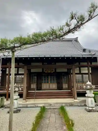 応現寺の{uncategorized: "未分類", other: "その他", undefined: "問題あり", building: "その他建物", grave: "お墓", sacred_gate: "鳥居", guardian: "狛犬", statue: "像", buddha: "仏像", history: "歴史", nature: "自然", garden: "庭園", animal: "動物", pagoda: "塔", temizu: "手水舎", mountain_gate: "山門・神門", sanctuary: "本殿・本堂", subordinate: "末社・摂社", art: "芸術", scenery: "景色", jizo: "地蔵", ema: "絵馬", goshuin: "御朱印", omikuji: "おみくじ", items: "授与品その他", amulet: "お守り", goshuincho: "御朱印帳", eats: "食事", festival: "お祭り", votive_dance: "神楽", shichigosan: "七五三参", wedding: "結婚式", experience: "体験その他", initially: "初詣", around: "周辺", anti_infection: "感染症対策"}