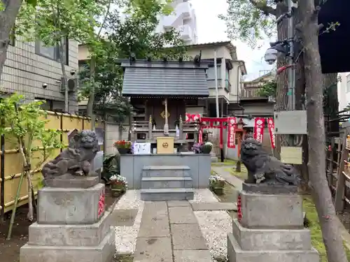 高円寺氷川神社の末社・摂社