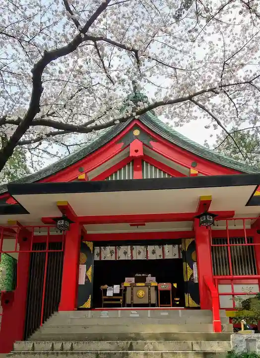 三田春日神社の本殿・本堂