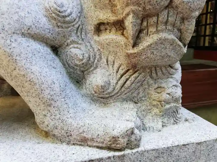 青島神社(青島神宮)の狛犬