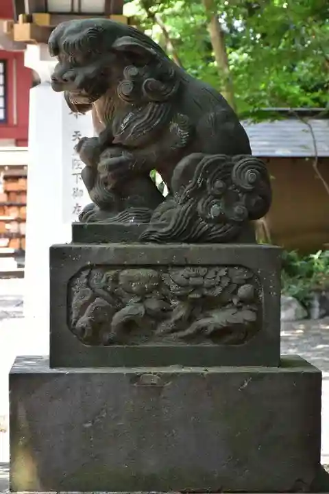 世田谷八幡宮の狛犬