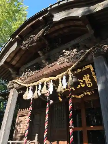 島穴神社の本殿