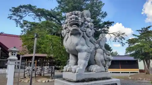 當麻神社の狛犬