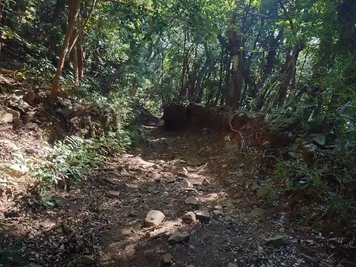 伊豆山神社 本宮社の周辺