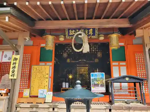 多聞院の本殿・本堂