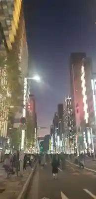 三囲神社銀座摂社の周辺