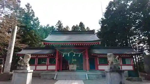 冨士御室浅間神社の本殿・本堂