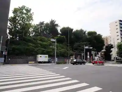 品川神社の周辺
